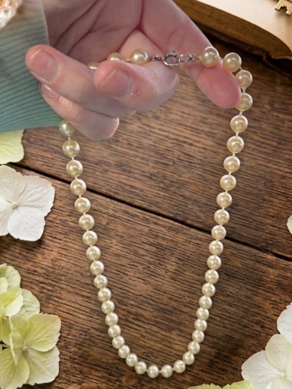 Classic Cream Pearl Strand Necklace - Unbranded